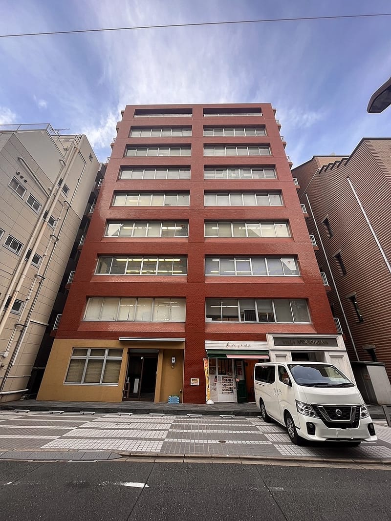 ビラ・アペックス市ヶ谷 外観（2025年撮影）